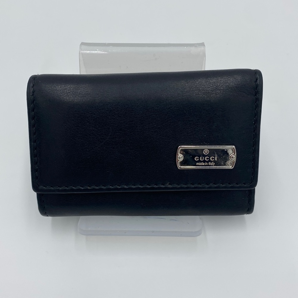 💯 AUTH. Gucci black leather 6 ring key holder